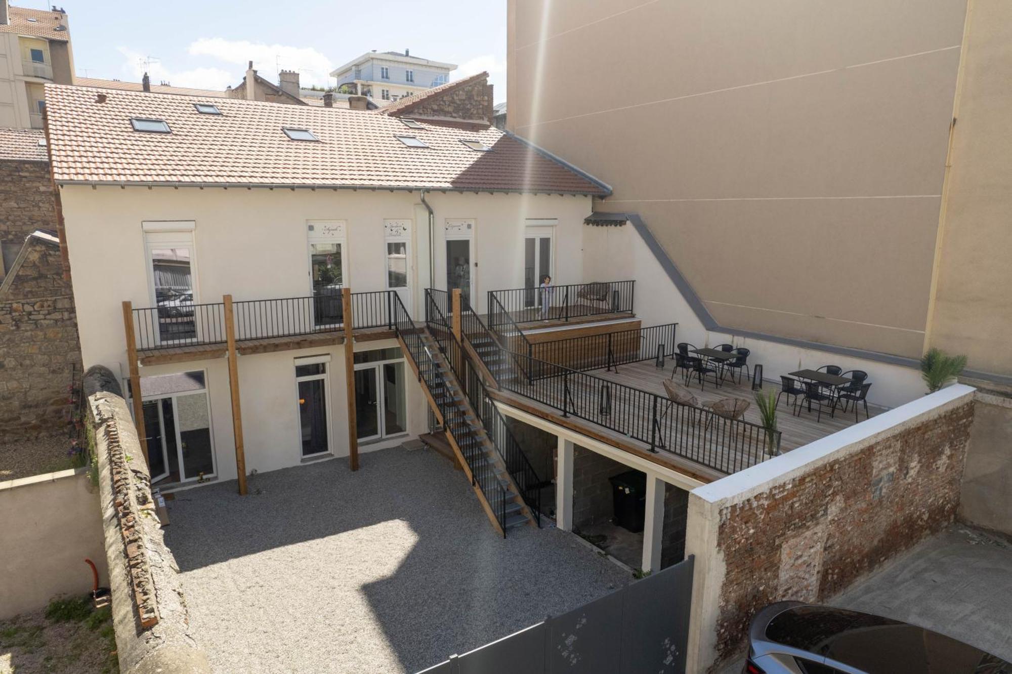Bibemus Casa Maja - Baignoire Balneo - Parking - Terrasse Apartment Сент Етиен Екстериор снимка